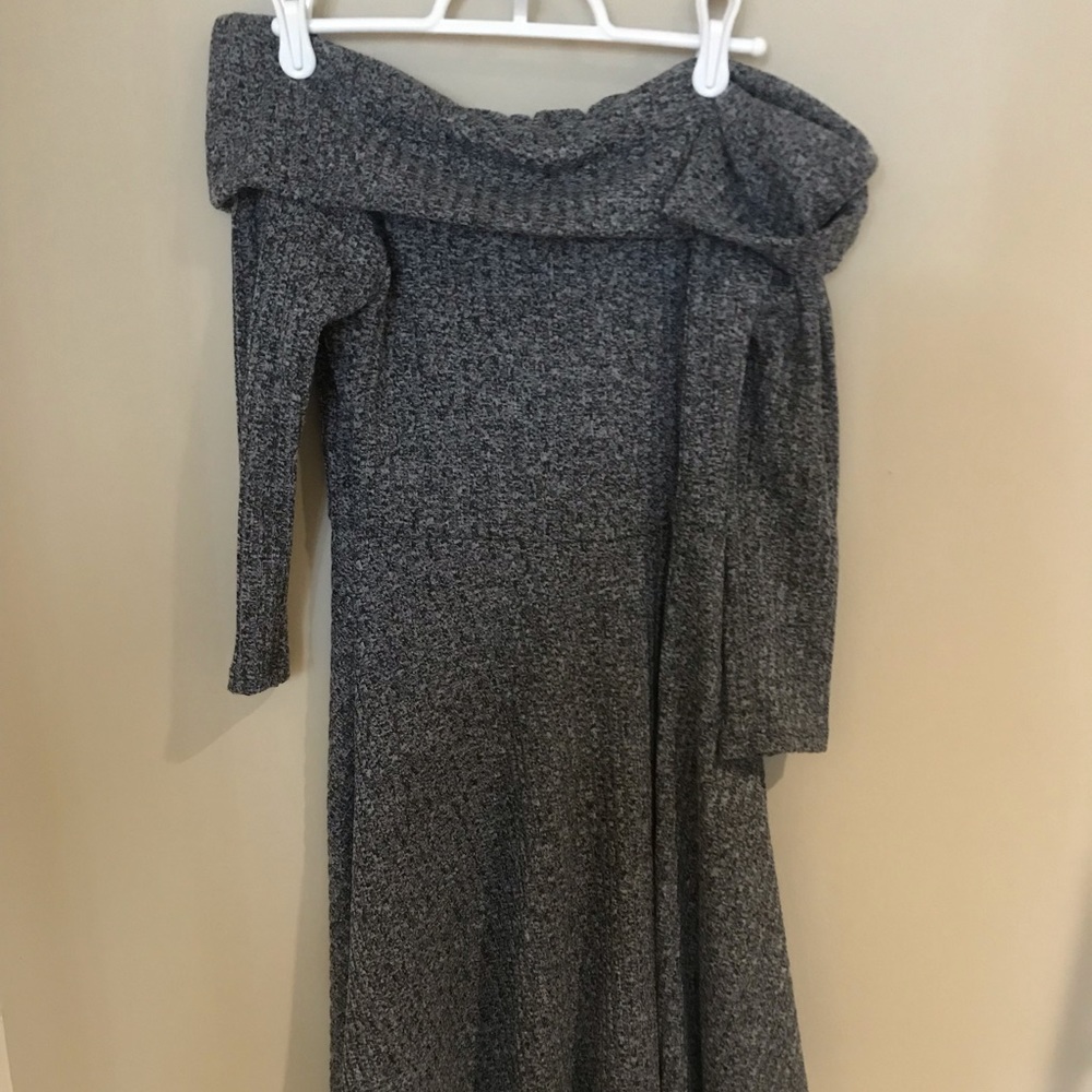 Cute off the shoulder dress!